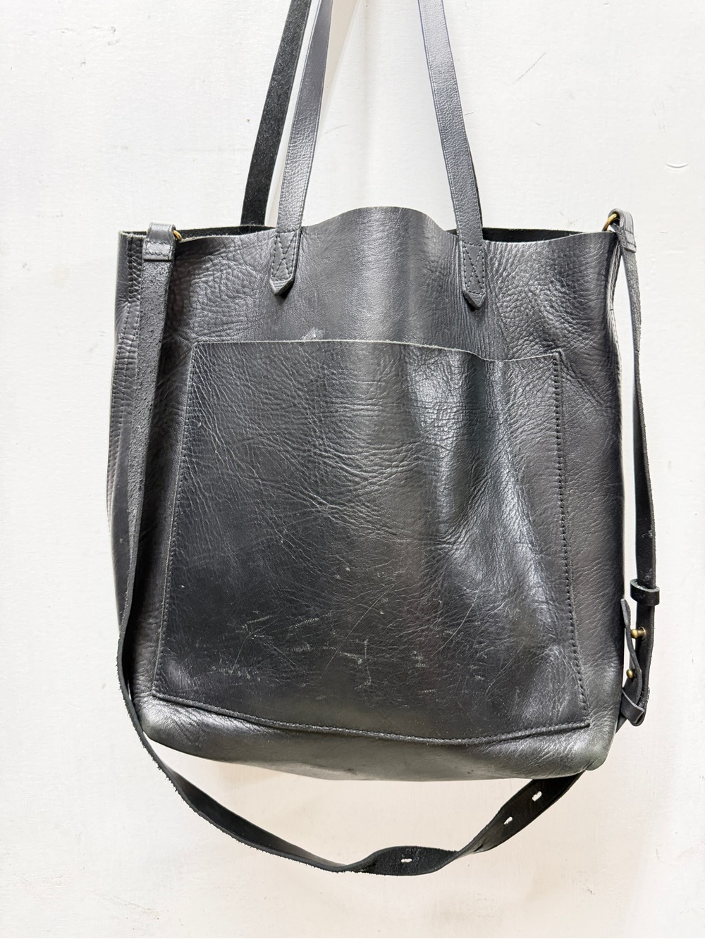 Madewell Black Leather Everyday Tote with Crossbody Strap - Picture 2 of 10